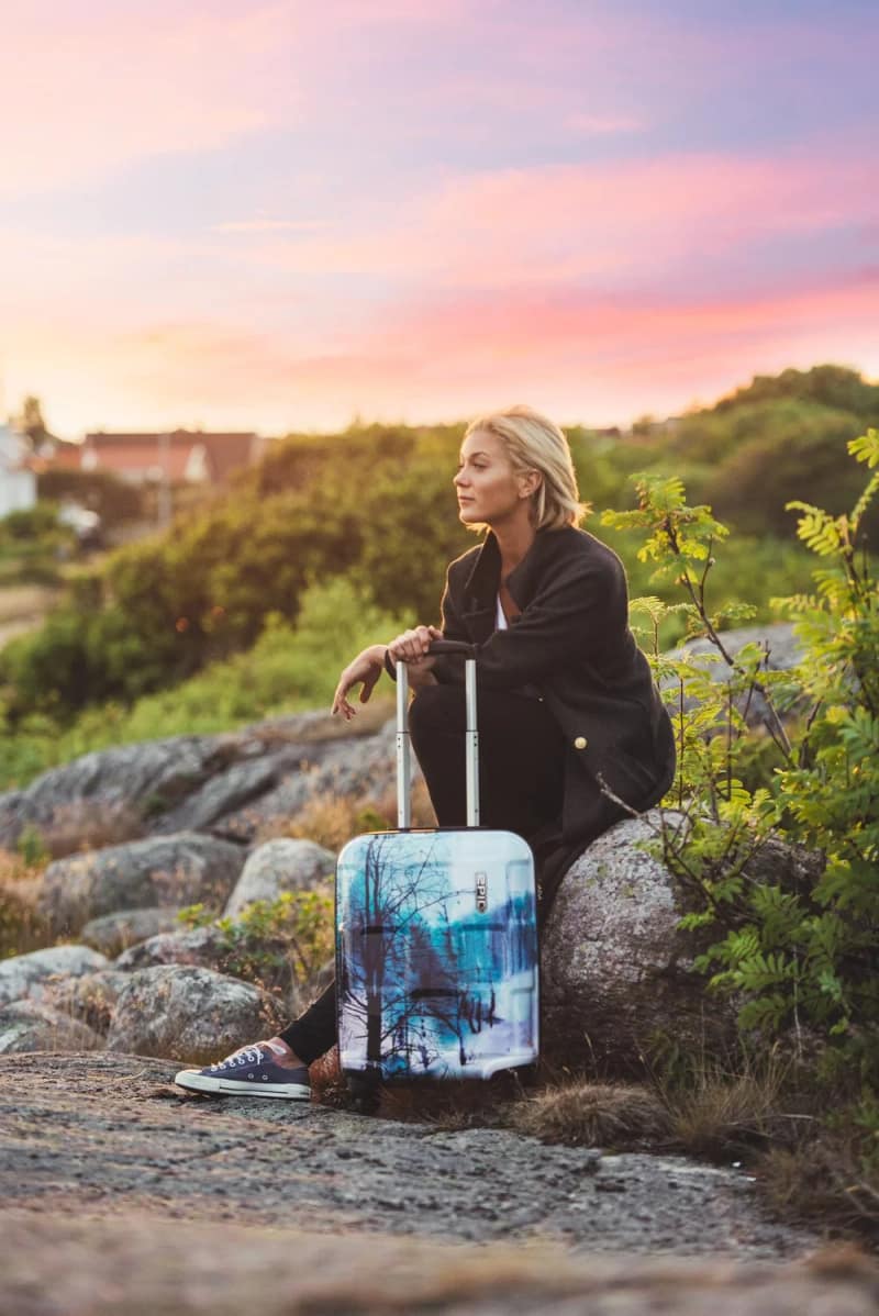 Kampanjfoto för EPIC Travelgear vid solnedgång